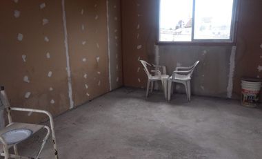 Casa PH en venta en Sarandi Oeste
