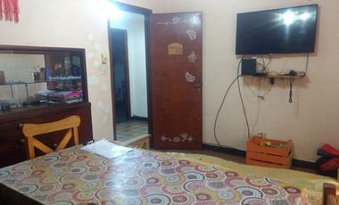 Casa PH en venta en Sarandi Oeste