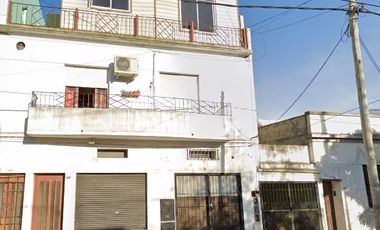 Casa PH en venta en Sarandi Oeste
