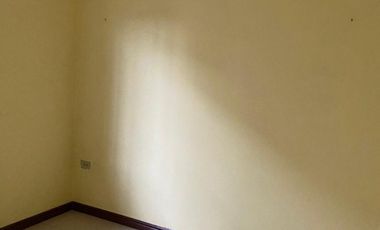 Bajo de precio !!Casa  2 planta en Villa España Mucho Lote 1