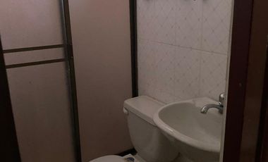 Bajo de precio !!Casa  2 planta en Villa España Mucho Lote 1