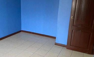 Bajo de precio !!Casa  2 planta en Villa España Mucho Lote 1