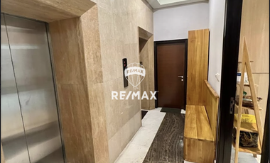 DISEWAKAN APARTEMEN MEWAH THE PEAK REGIS TOWER JAKARARTA SELATAN