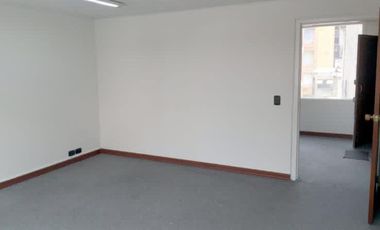 oficina en arriendo en chapinero alto. Cod A113211