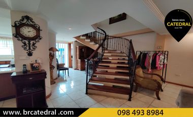 Casa de venta en La Concordia (U. Católica) – código:20319