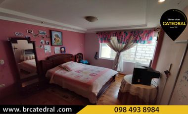 Casa de venta en La Concordia (U. Católica) – código:20319