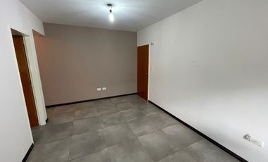 Departamento en venta en Ezpeleta Este