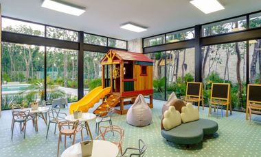 Casa con jardin y alberca privada,  residencial con amenidades, Valenia