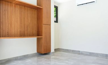 Casa con jardin y alberca privada,  residencial con amenidades, Valenia