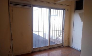 OFICINA DE 70 M² EN PRIMER PISO AL CONTRAFRENTE EN PLENO CENTRO DE SAN JUSTO