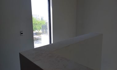 CASA EN VENTA EN RESIDENCIAL LAS PUERTAS