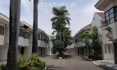 Hotel   Dan Perkantoran Dalam SATU Komplek.