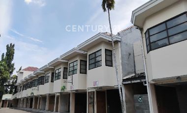 Hotel   Dan Perkantoran Dalam SATU Komplek.