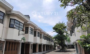 Hotel   Dan Perkantoran Dalam SATU Komplek.