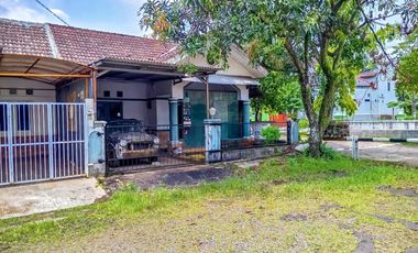 Rumah SHM Terawat 10 menit ke Gerbang Tol Cisalak 4 Siap Huni J-45000