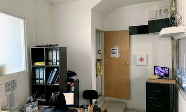 Locales con oficinas y bodega en Venta, Galeana, Tlalnepantla
