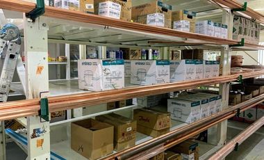 Locales con oficinas y bodega en Venta, Galeana, Tlalnepantla