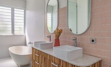 For Sale 3BR Modern Minimalist Villa at Berawa Bali