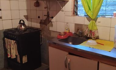 Vendo dos Casas en Merlo sobre lote  de 10x20m en Merlo U$$40.000