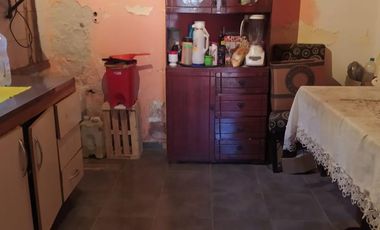 Vendo dos Casas en Merlo sobre lote  de 10x20m en Merlo U$$40.000