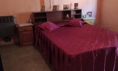 Vendo dos Casas en Merlo sobre lote  de 10x20m en Merlo U$$40.000