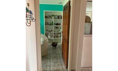 OPORTUNIDAD ! DEPTO 4 AMB QUINCHO IMPECABLE VILLA PRIMERA
