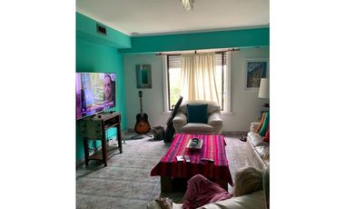 OPORTUNIDAD ! DEPTO 4 AMB QUINCHO IMPECABLE VILLA PRIMERA