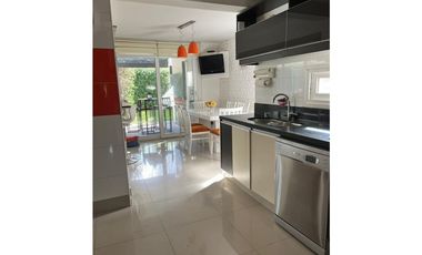 Alquiler Temporada amplia Casa con pileta Barrio privado Rumencó