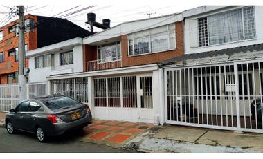Casa Campestre en Venta  Modelia Bogota
