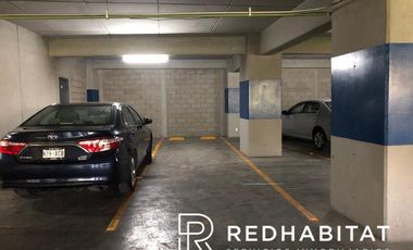 AVENIDA DE LOS BOSQUES, LOMAS DEL CHAMIZAL