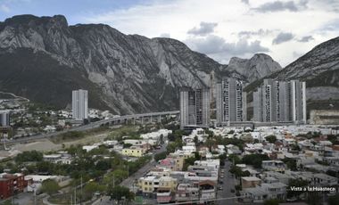 Departamento en Torre Residencial en Huasteca Santa Catarina Nuevo León