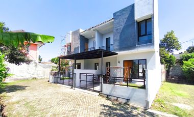 Rumah LT 128 SHM Siap Huni dekat Puri Indah Mall Dibantu KPR J-43177