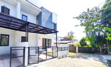 Rumah LT 128 SHM Siap Huni dekat Puri Indah Mall Dibantu KPR J-43177