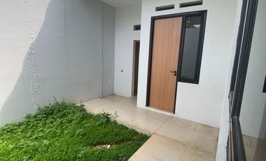 Rumah LT 128 SHM Siap Huni dekat Puri Indah Mall Dibantu KPR J-43177
