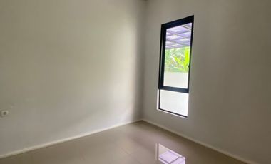 Rumah LT 128 SHM Siap Huni dekat Puri Indah Mall Dibantu KPR J-43177