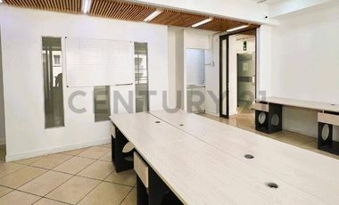 Arriendo Oficina de 109 m² |Edificio España| Santiago Centro (Metro U. de Chile)