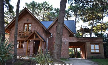 VENTA PINAMAR NORTE  CASA 4 AMBIENTES