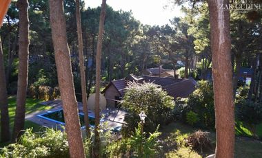 VENTA PINAMAR NORTE  CASA 4 AMBIENTES