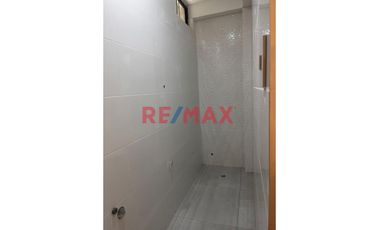 Se Vende Departamento De Estreno  En Tercer Piso En Urbanización El Prisma A 70,000 Dólares