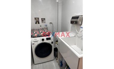 Se Vende Departamento De Estreno  En Tercer Piso En Urbanización El Prisma A 70,000 Dólares