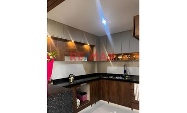 Se Vende Departamento De Estreno  En Tercer Piso En Urbanización El Prisma A 70,000 Dólares