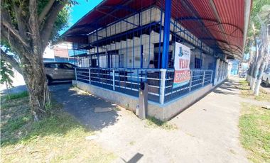 VENDO/ ALQUILO LOCAL COMERCIAL EN ESQUINA CON BODEGA