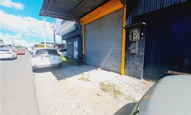 VENDO/ ALQUILO LOCAL COMERCIAL EN ESQUINA CON BODEGA
