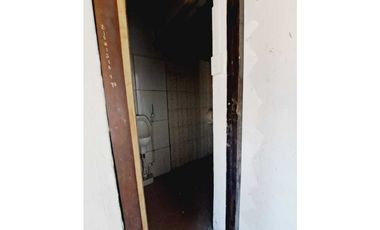 VENDO/ ALQUILO LOCAL COMERCIAL EN ESQUINA CON BODEGA