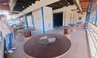 VENDO/ ALQUILO LOCAL COMERCIAL EN ESQUINA CON BODEGA