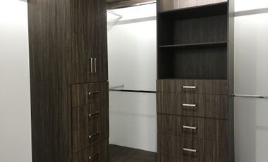 Departamento de lujo con amenidades, áreas comunes, Gym, alberca, roof, ludoteca y más.