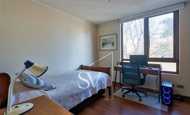 Dúplex 4 dormitorios en privilegiado sector de Vitacura
