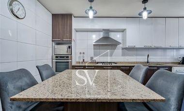Dúplex 4 dormitorios en privilegiado sector de Vitacura