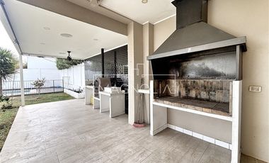 4D (2 EN SUIITE) + S,QUINCHO, PISCINA, PIEDRA ROJA, CHICUREO