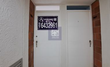 COD. 4533 - SE ARRIENDA APARTAMENTO - BARRIO: BARRO BLANCO